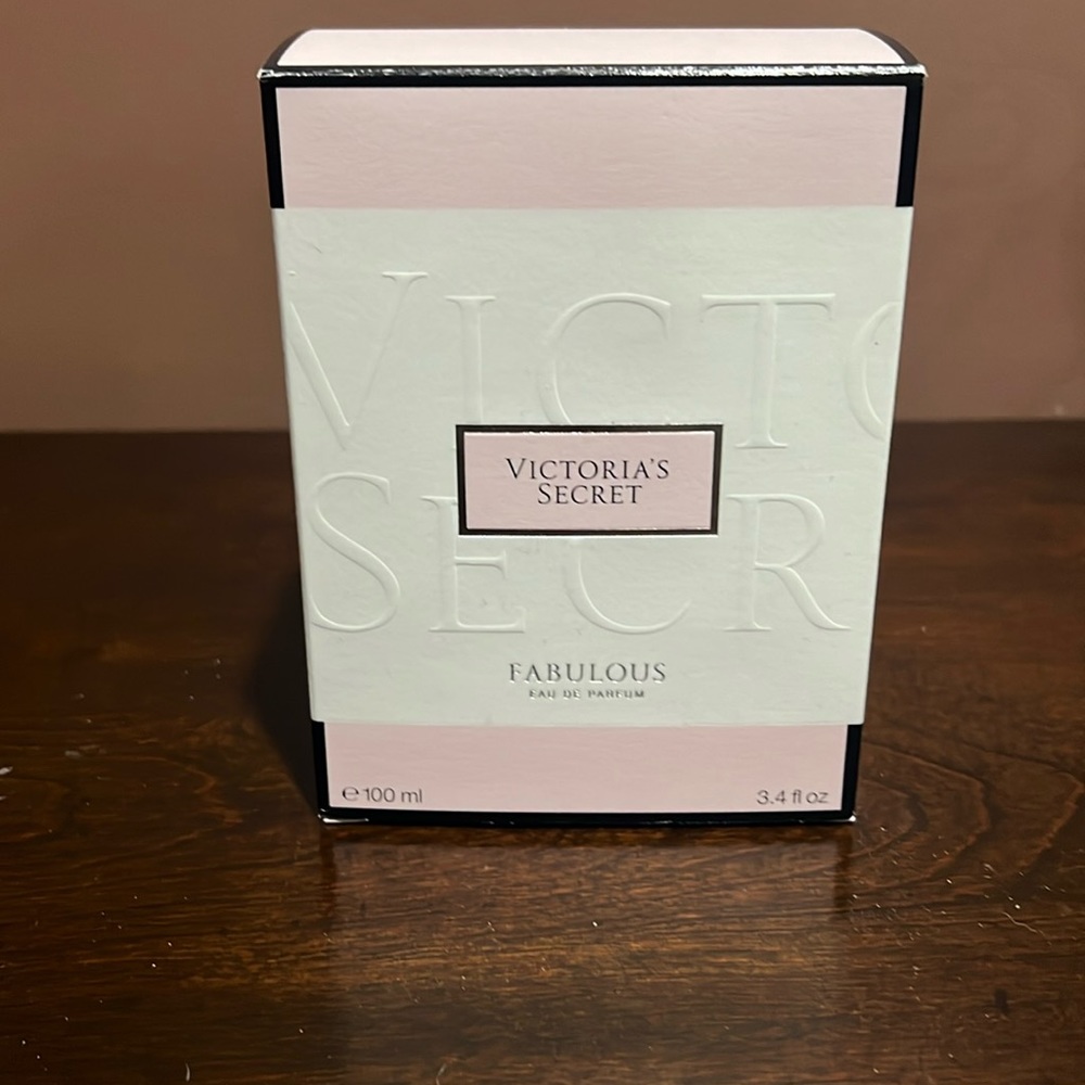 Victorias Secret Perfume- Fabulous